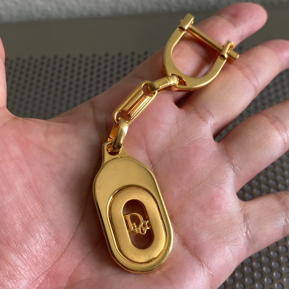 🖤DIOR💕Keychain - Picture 3 of 17